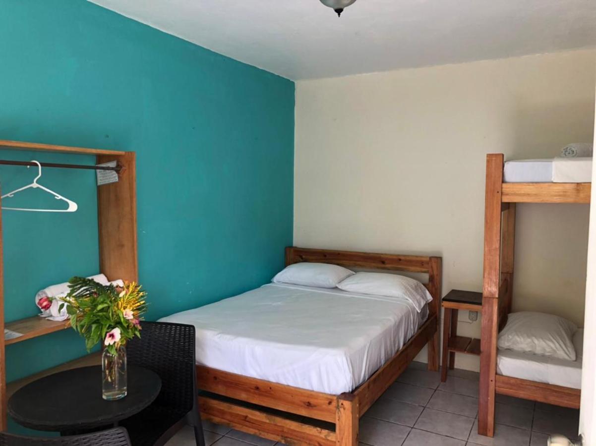 Hotel Sunshine Little Corn Island